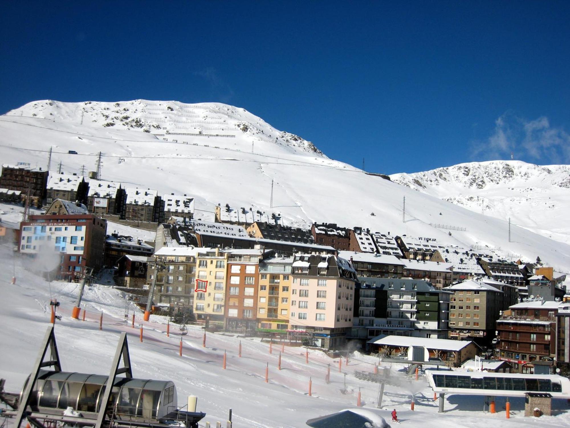 Apartamentos Grifo Vacances Grizzly Pas De La Casa Luaran gambar