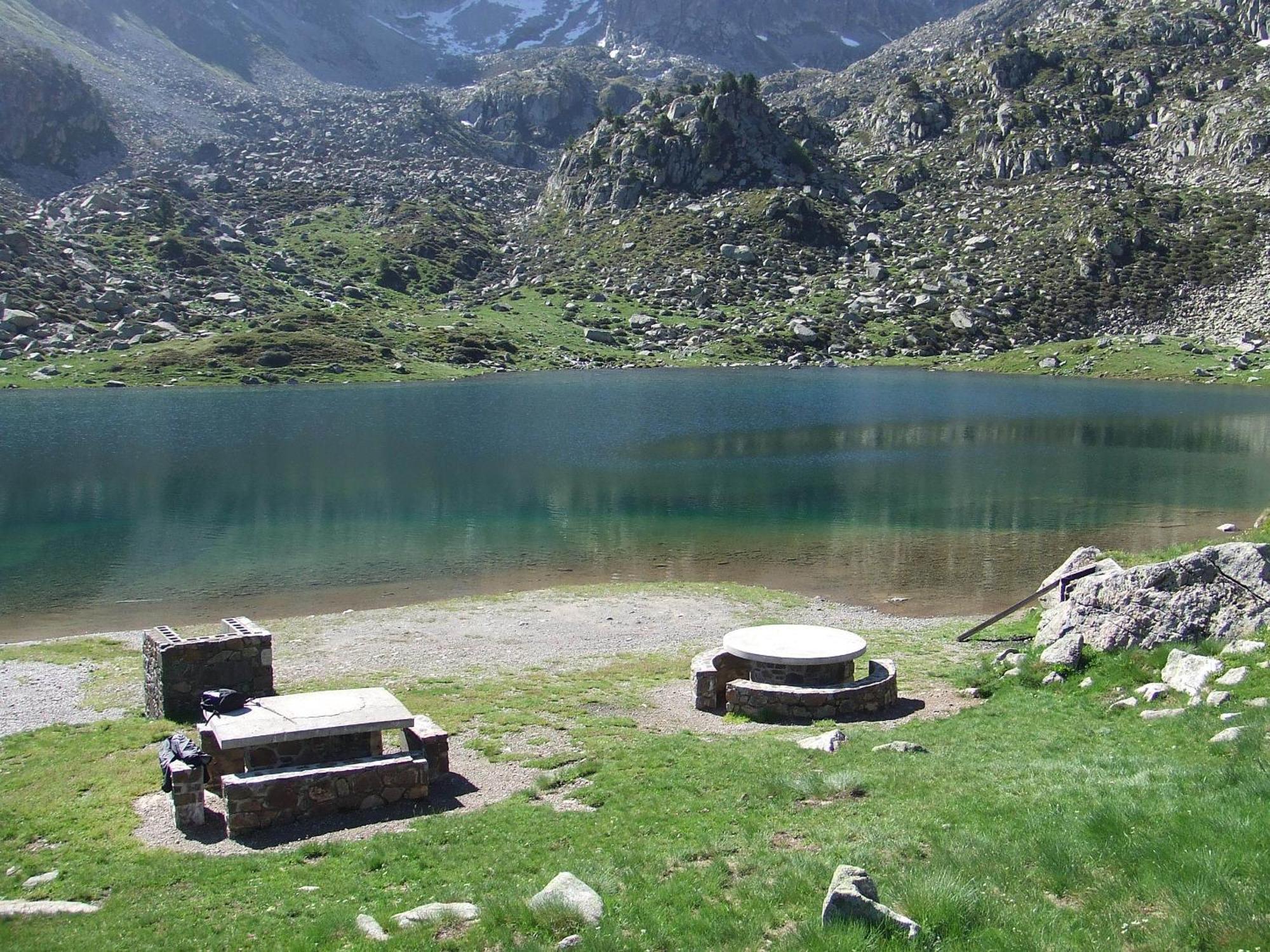 Apartamentos Grifo Vacances Grizzly Pas De La Casa Luaran gambar
